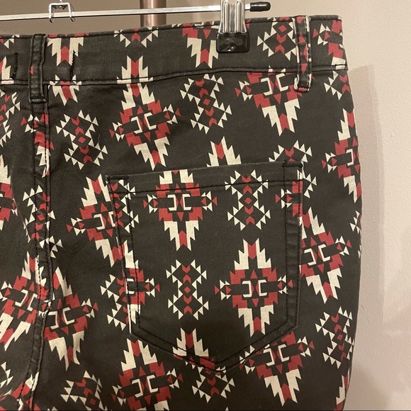 Forever 21 Patterned Skinny Leg Jeans Size M REAL POCKETS - Picture 4 of 4